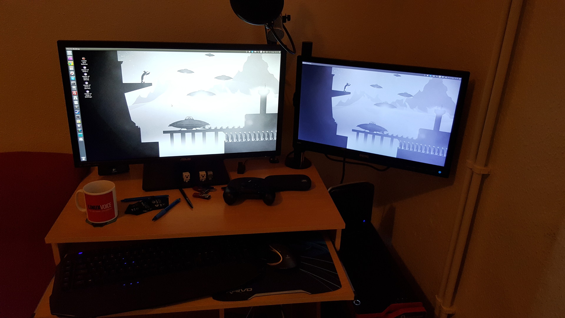 Show Us Your Gaming Desk Setup Here S Ours Gamingonlinux